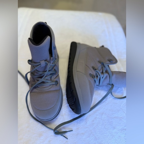 Cloudsteppers by Clarks Cabrini Cove Dark Grey boots winter comfy Women’s 9 W - Picture 15 of 16